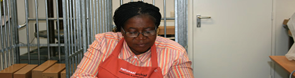 2011-04-12 - Mary Efua Yanney - Ghana, digitaliserings klaarmaken - 037